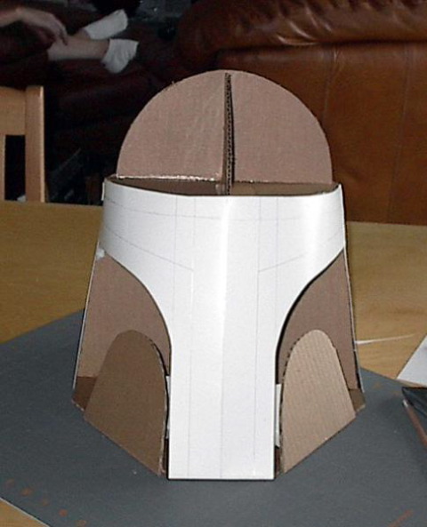 23055-paper_helmet_fron